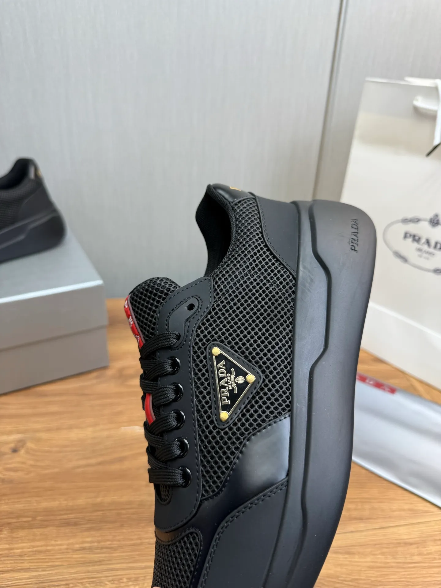 Factory price 620💰 [PRADA] Official website synchronizes new models, high-quality shipments ✔️Hot sale🔥 Original cowhide + cowhide lining, 1🆚1 replica, original bottom, 38-45 (men's 45 is custom-made and cannot be returned)